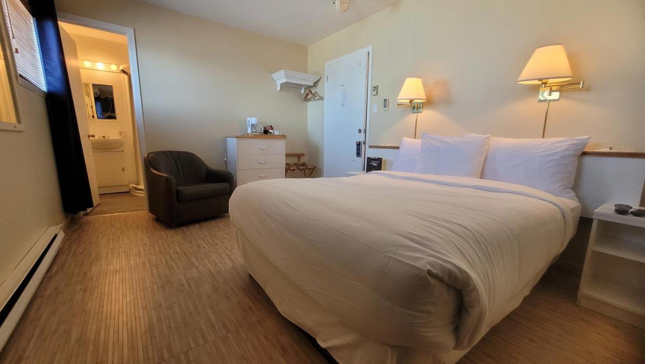 Hotel Aquamer Carleton-sur-Mer Dış mekan fotoğraf